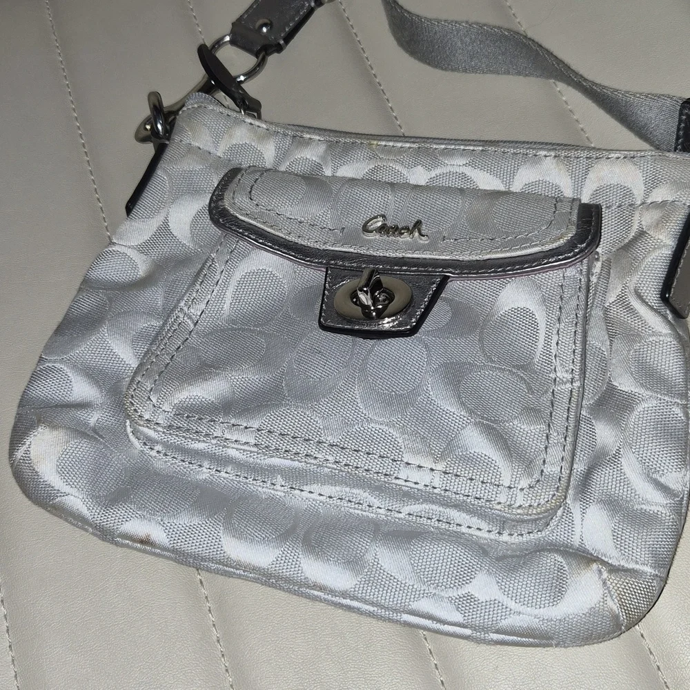 Y2K Coach Silver Signature Crossbody Bag - Silver/Gray
